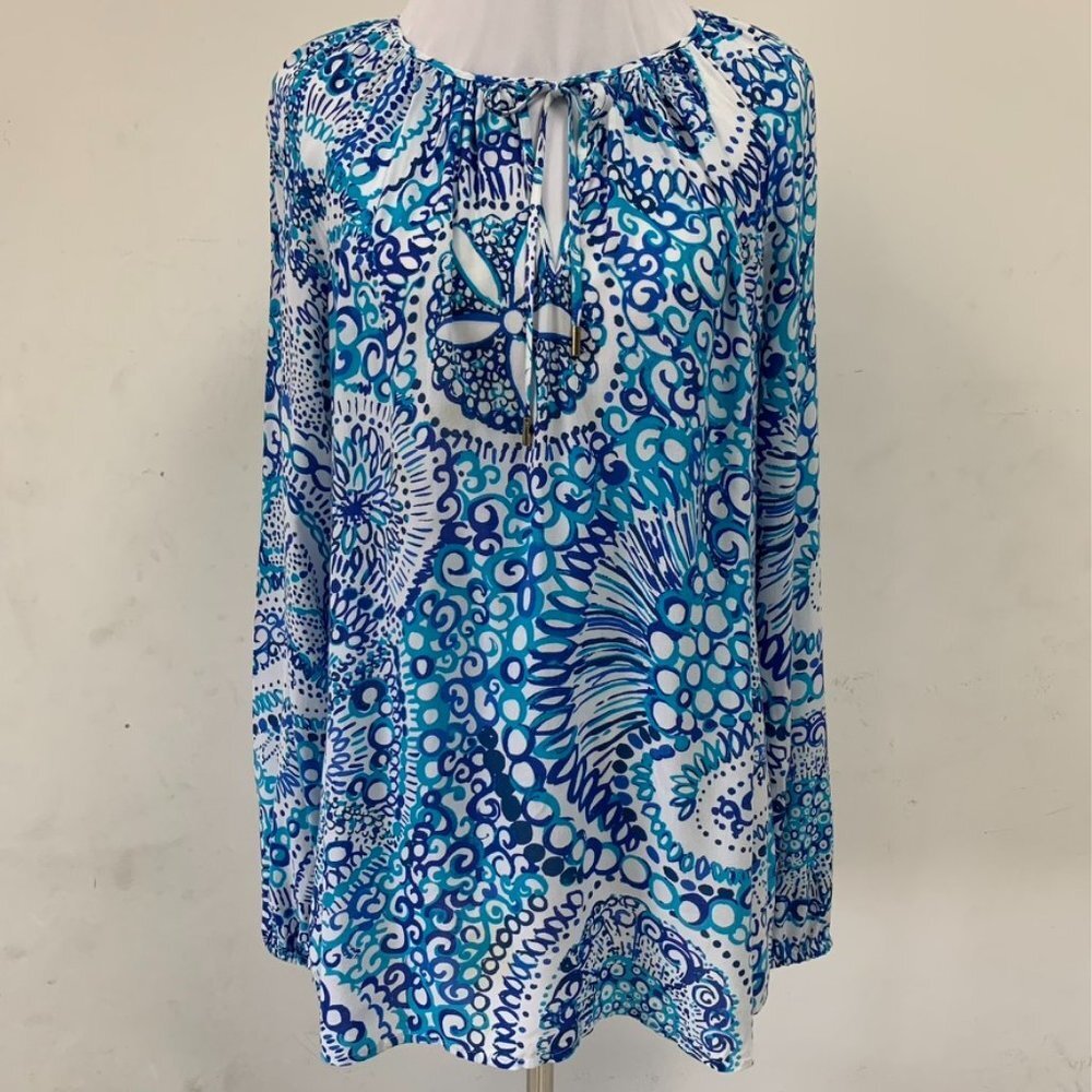 Lilly Pulitzer 23646 Willa Tunic Top in Resort White Midnight Blues Size Medium